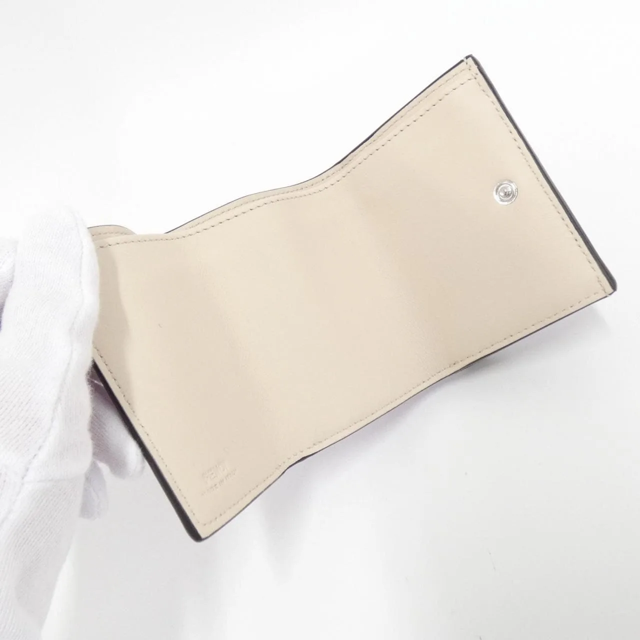 FENDI Peekaboo 8M0426 A91B Wallet Black Rank A - Thumbnail 5