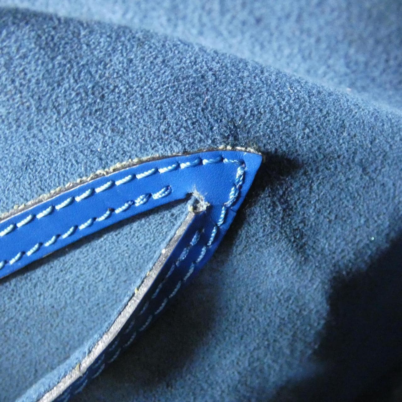 LOUIS VUITTON Alma M52145 Bag Epi 藍色 Epi 中古品B - 縮圖 10