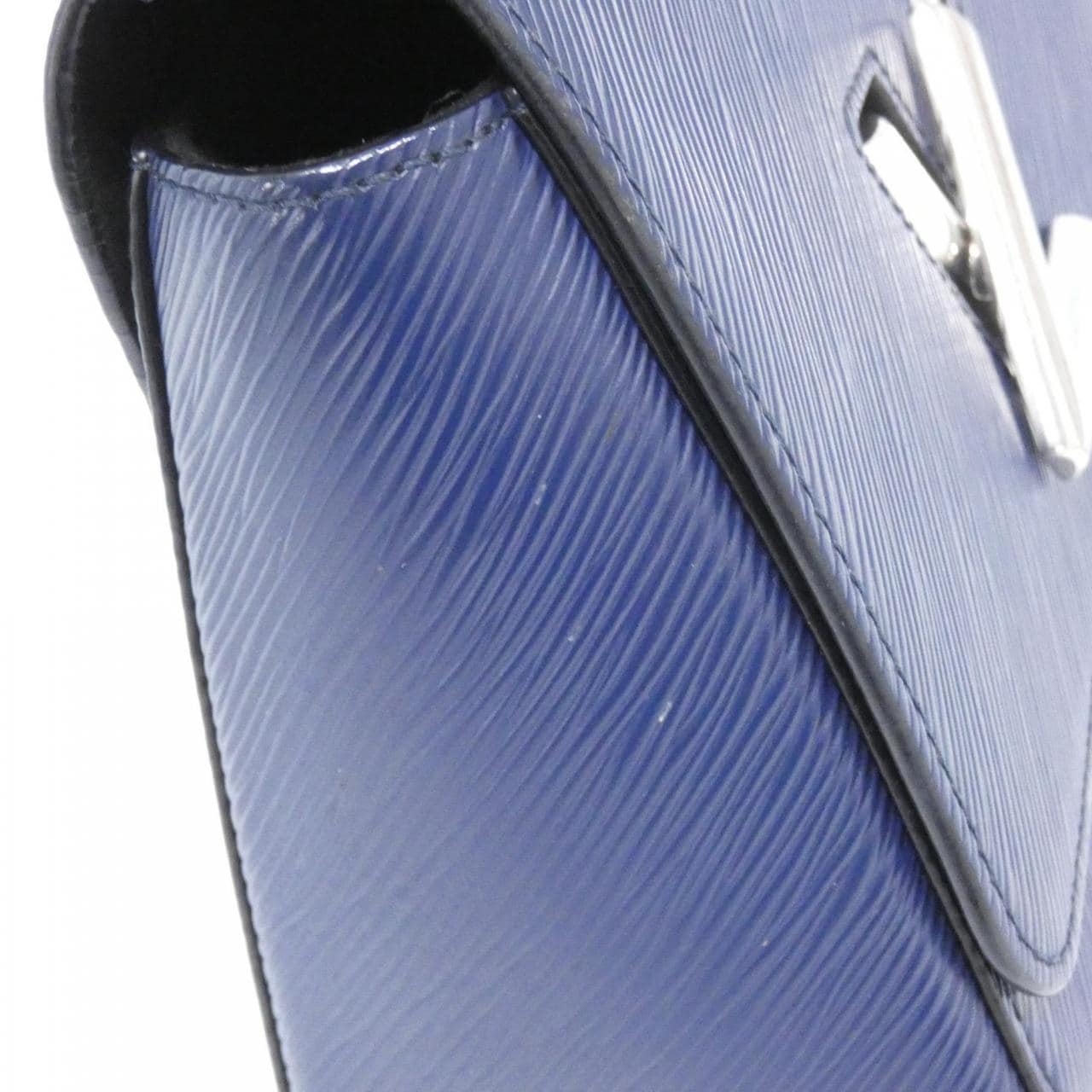 LOUIS VUITTON Twist M51060 Shoulder Bag Epi Black Epi - Thumbnail 4