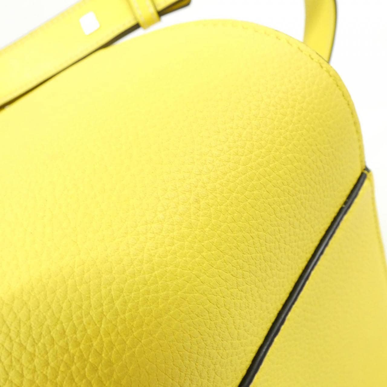 LOEWE Hammock 314 12 Z95 Shoulder Bag Yellow - Thumbnail 3