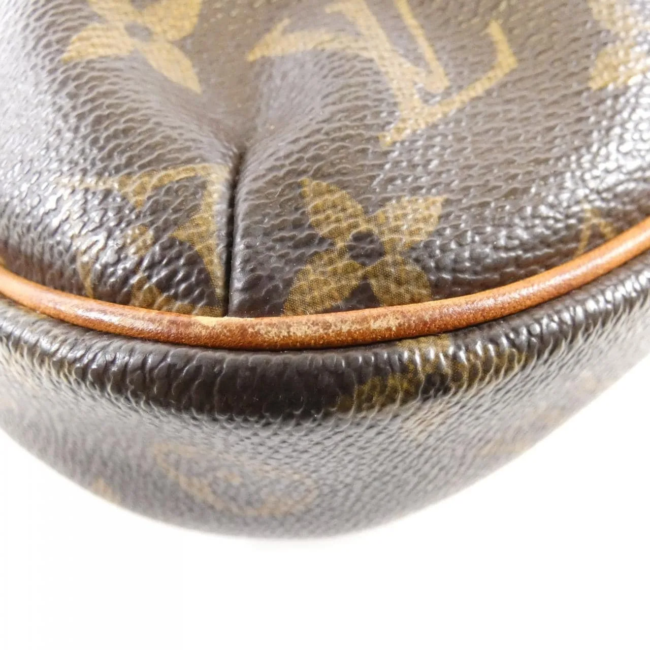 LOUIS VUITTON Odéon M56390 Shoulder Monogram