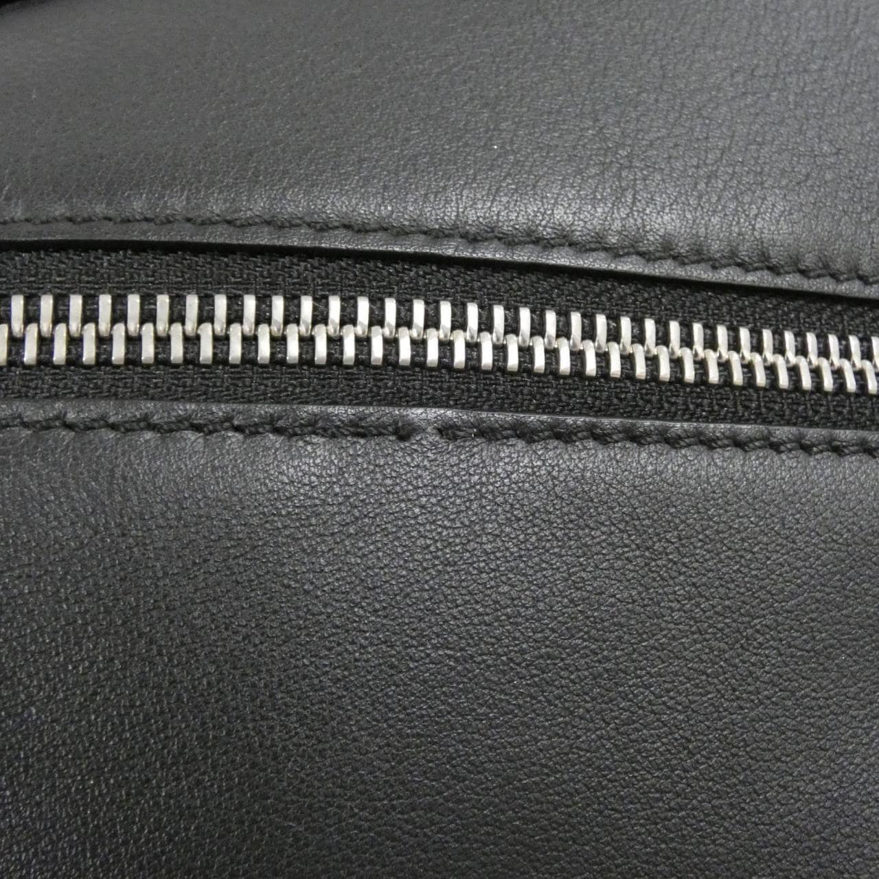 LOEWE Puzzle B510P35X09 Shoulder Bag Black - Thumbnail 4