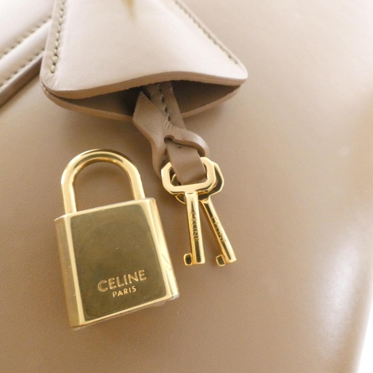 CELINE 16 188003BEY Bag Leather 黑色 皮革 中古品A - 縮圖 6