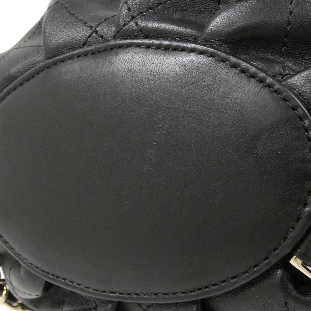 CHANEL Backpack Lambskin 黑色 羊皮 中古品A - 縮圖 3
