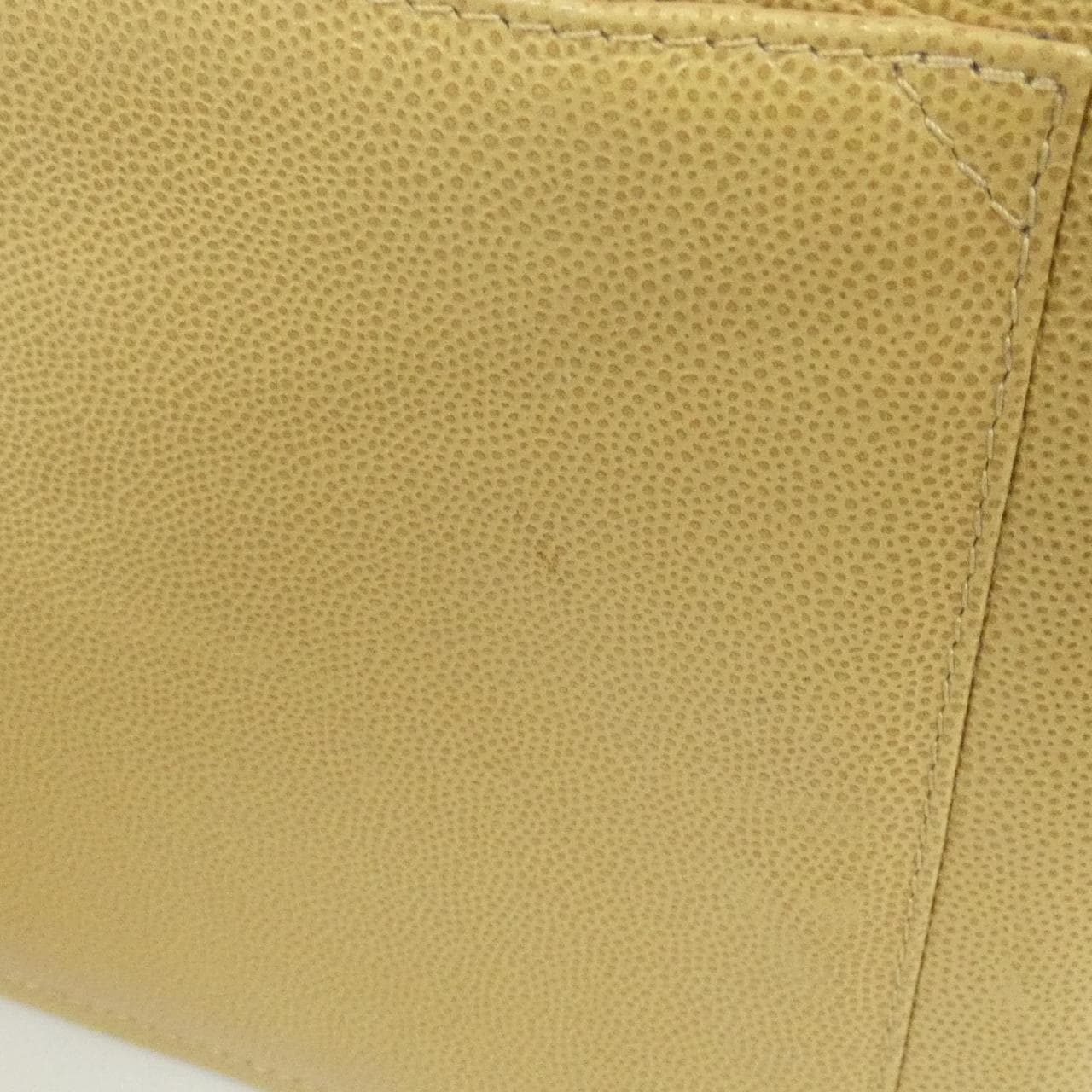 CHANEL Handbag Grained Calfskin 米色 荔枝紋牛皮 中古品B - 縮圖 5