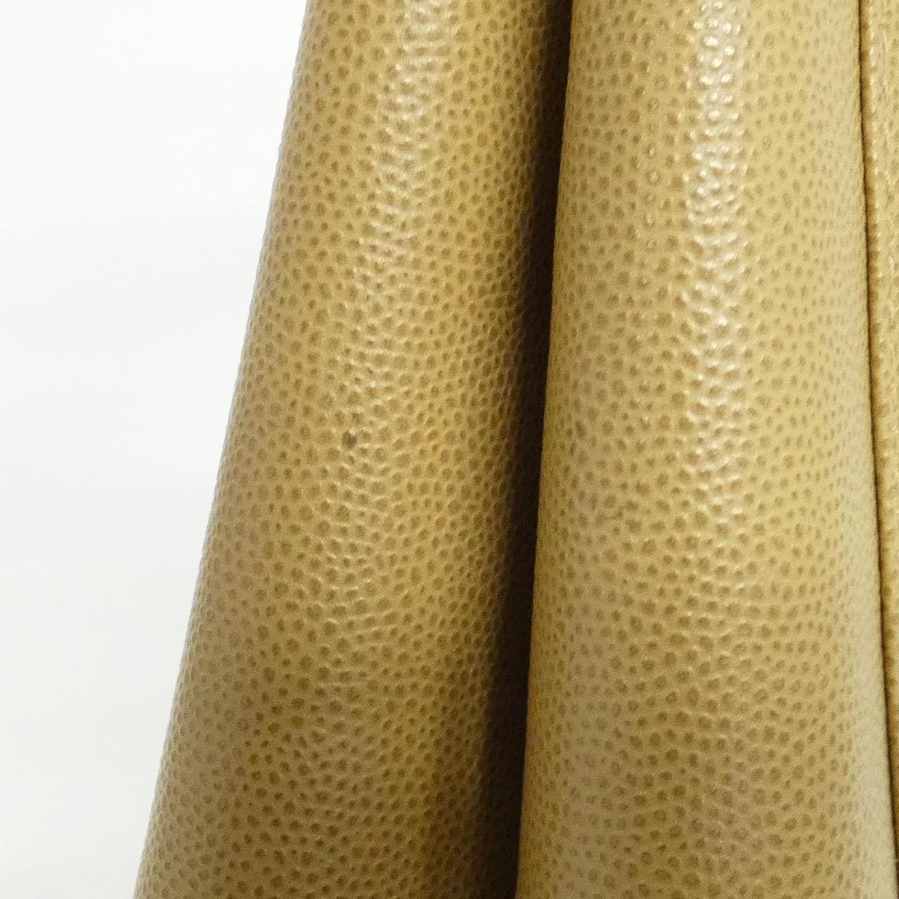 CHANEL Handbag Grained Calfskin 米色 荔枝紋牛皮 中古品B - 縮圖 6