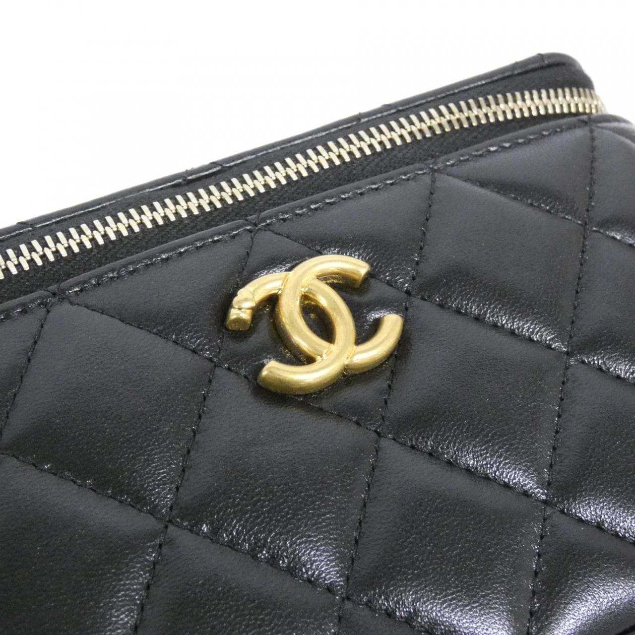 CHANEL Chanel 19 AP3204 Shoulder Lambskin Black Lambskin - Thumbnail 4