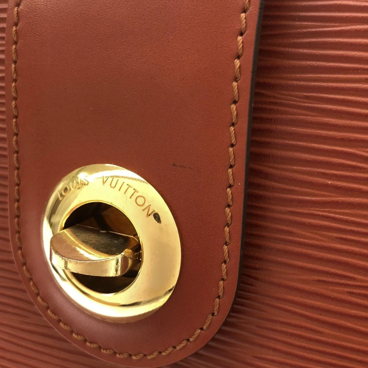 LOUIS VUITTON M52253 Shoulder Epi Brown Epi Rank A - Thumbnail 5