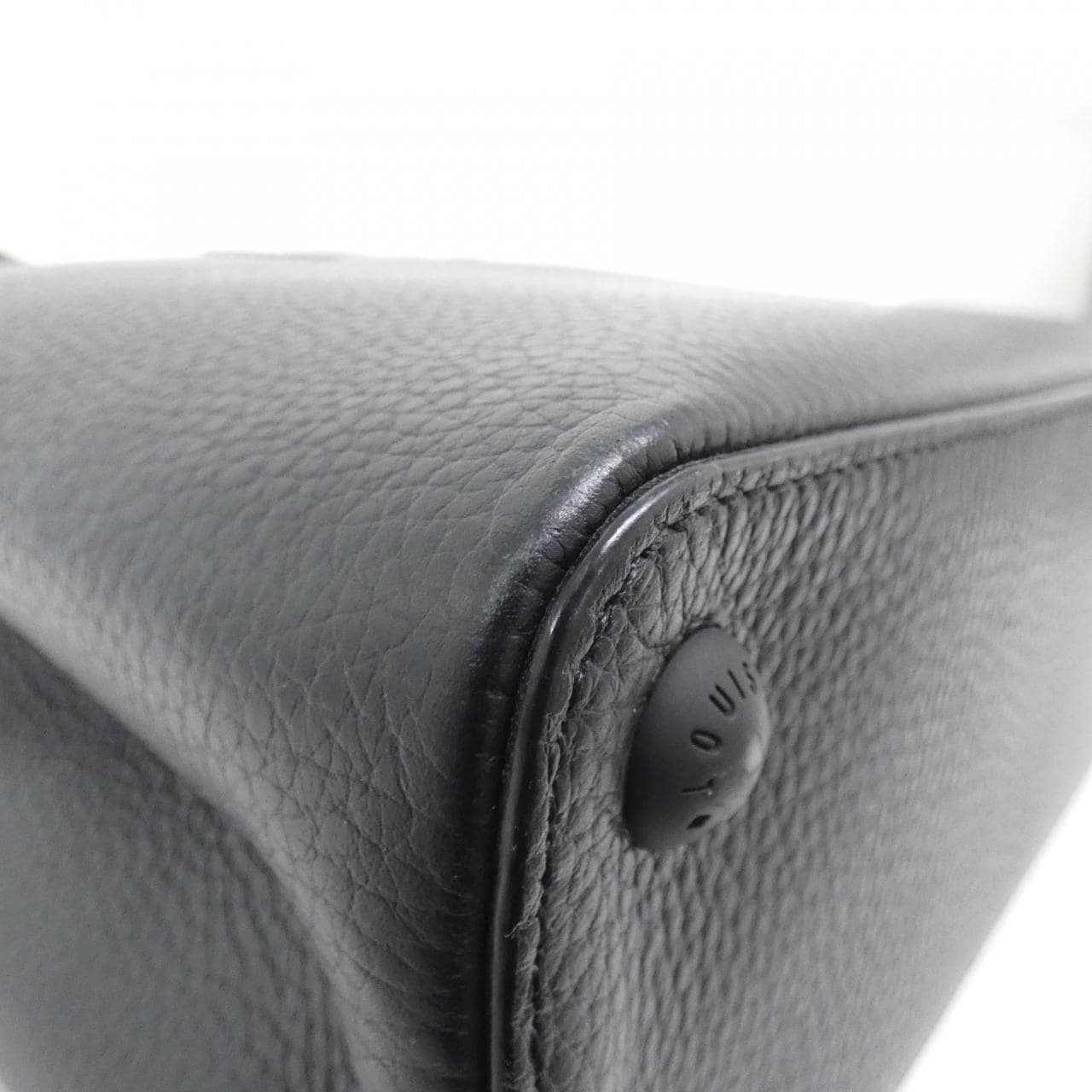 LOUIS VUITTON Capucines M55855 Bag Black Rank A - Thumbnail 3