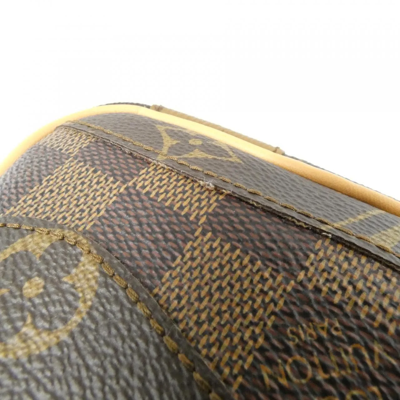 LOUIS VUITTON M26114 Pouch Monogram 黑色 Monogram 中古品A - 縮圖 4
