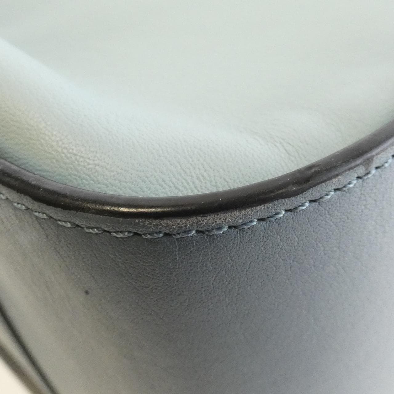 LOEWE Hammock 387 30TS34 Shoulder Bag 黑色 中古品B - 縮圖 3