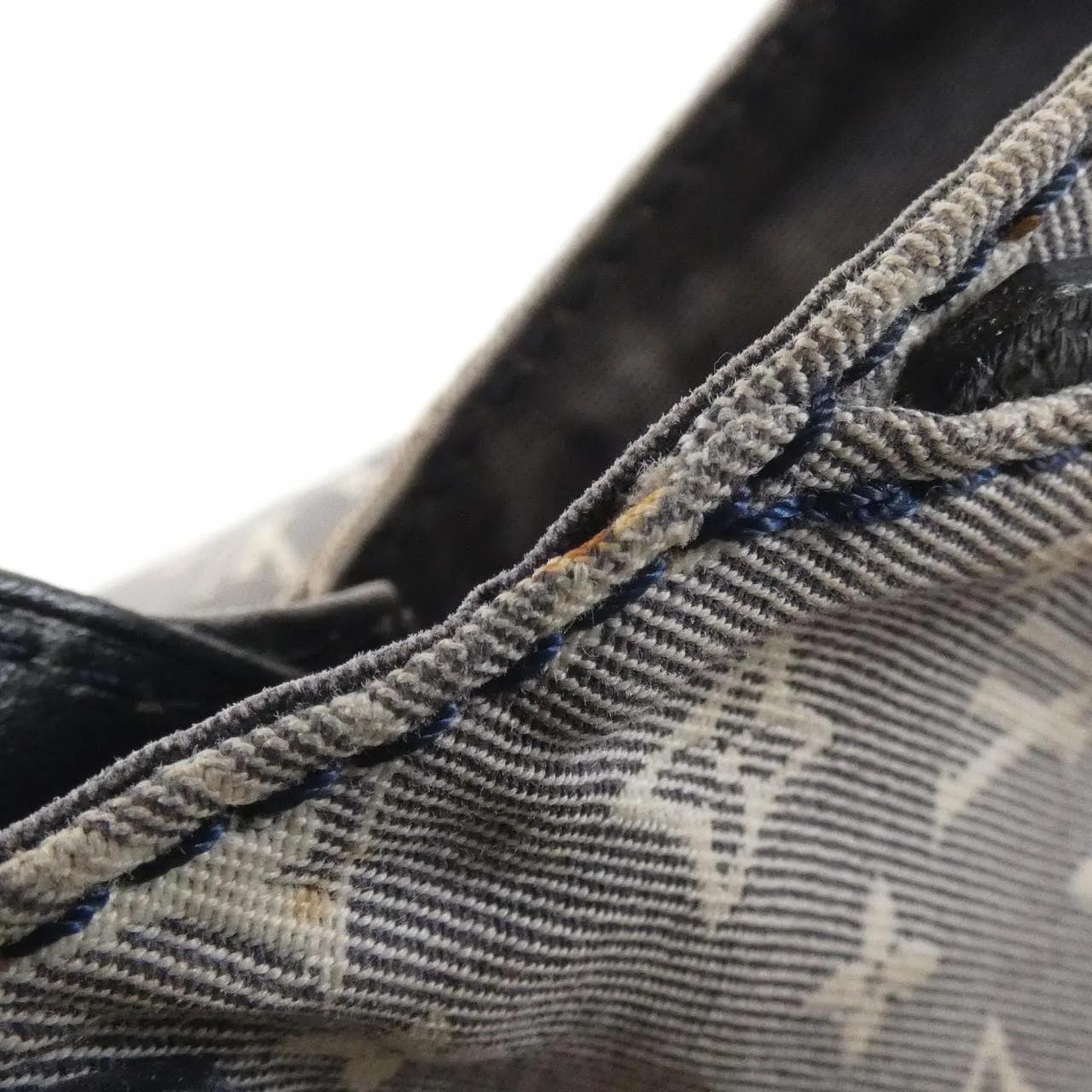 LOUIS VUITTON M40409 Handbag Monogram Black Monogram Rank B - Thumbnail 4