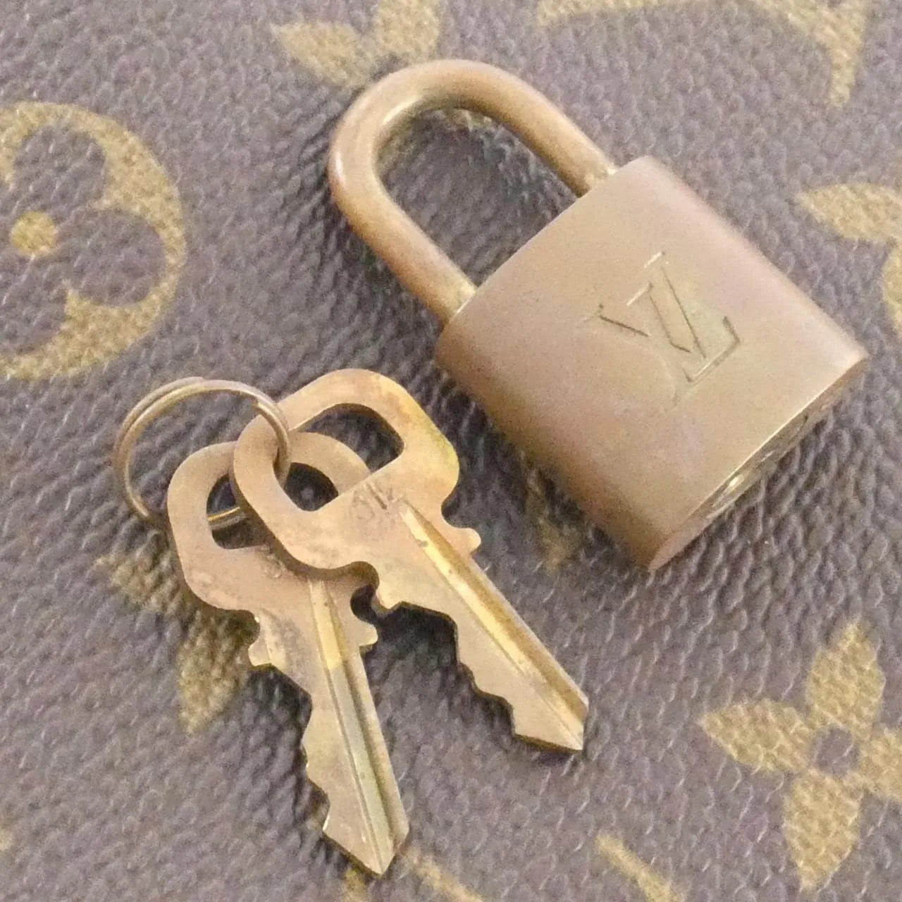 LOUIS VUITTON M42228 Handbag Monogram Black Monogram Rank B - Thumbnail 7