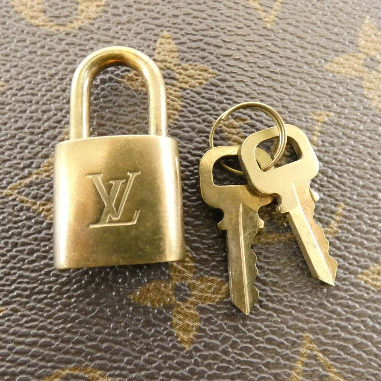 LOUIS VUITTON M95565 Shoulder Monogram 黑色 Monogram 中古品B - 縮圖 4