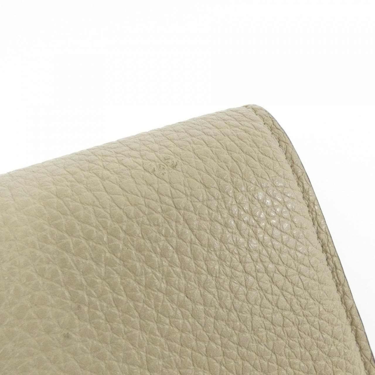 FENDI Peekaboo 8M0437 A91B Wallet 3