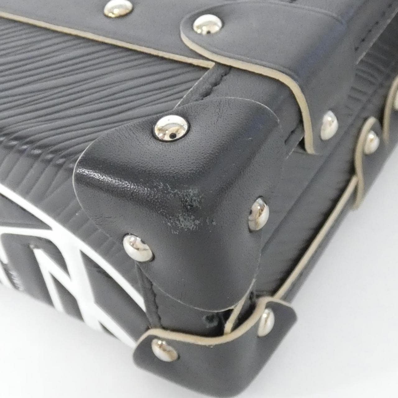 LOUIS VUITTON M52051 Shoulder Bag Epi Black Epi - Thumbnail 3