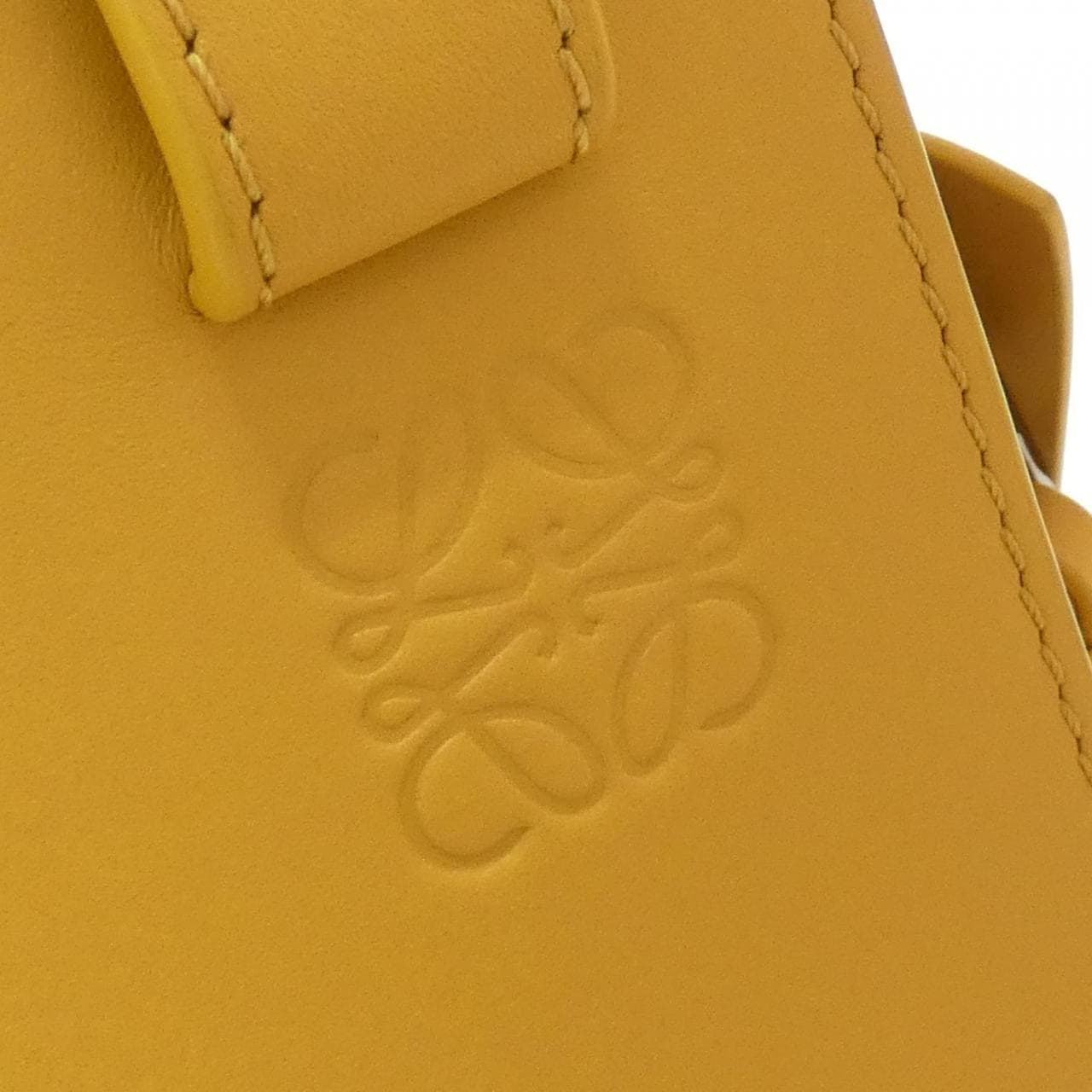 LOEWE Hammock A538H13X26 Shoulder Bag 黑色 中古品A - 縮圖 4