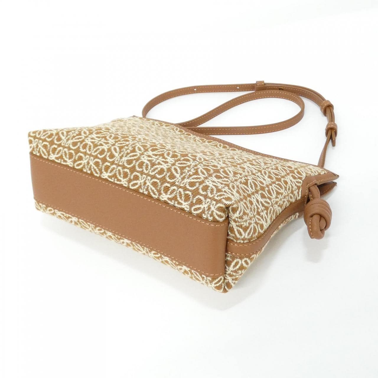 LOEWE Flamenco A411FC2X38 Clutch Canvas 黑色 帆布 中古品A - 縮圖 2