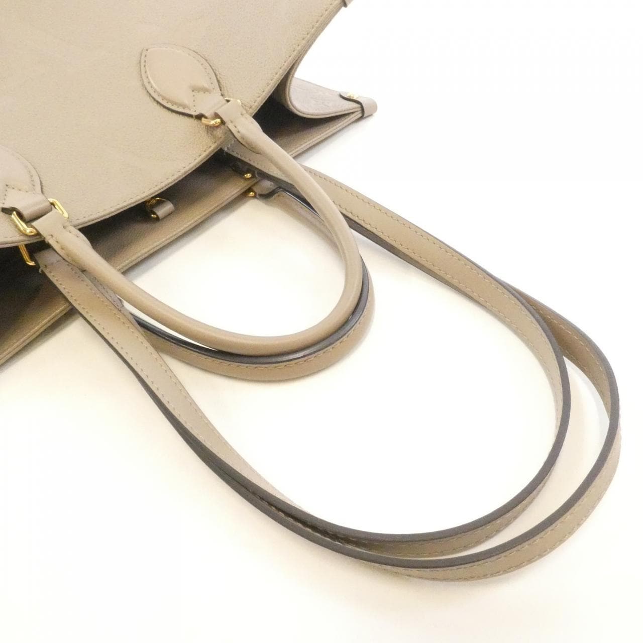 LOUIS VUITTON OnTheGo M45607 Handbag Monogram 黑色 Monogram 中古品B - 縮圖 5