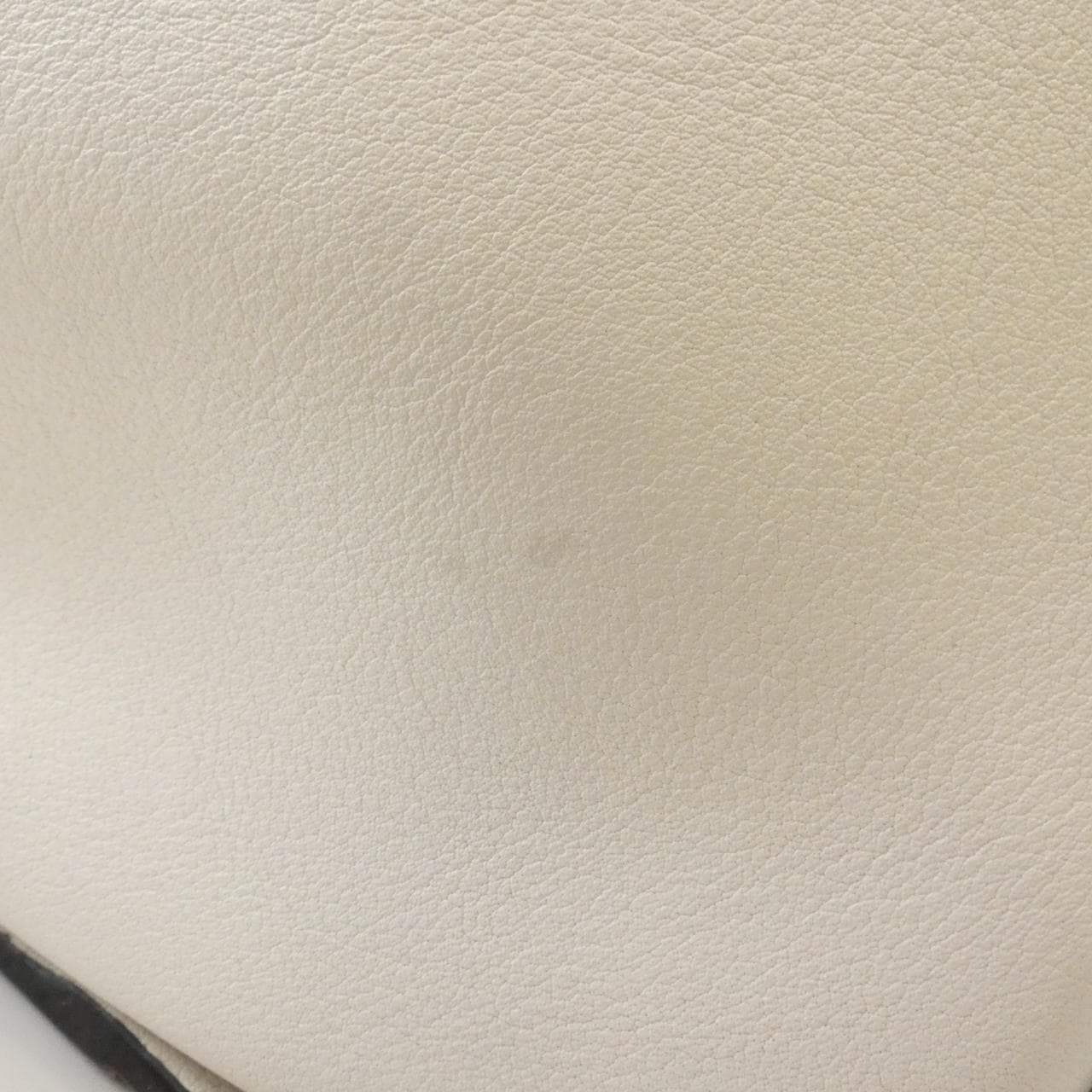 LOEWE Hammock 326 30KS35 Shoulder Bag 黑色 中古品A - 縮圖 4