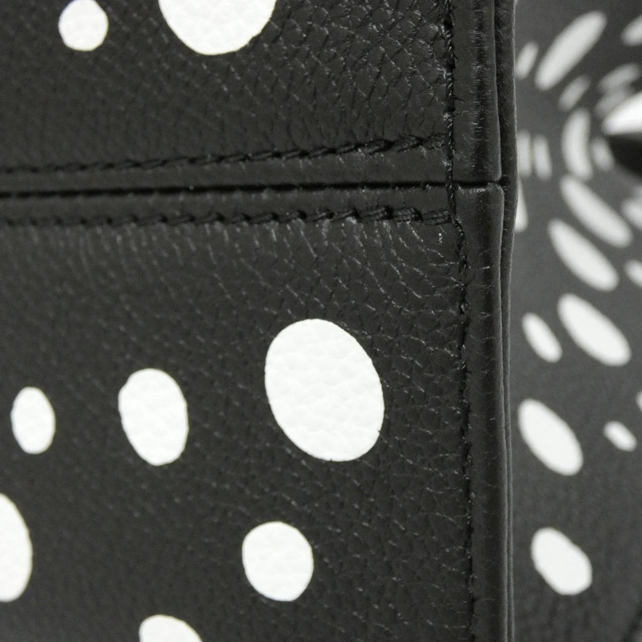 LOUIS VUITTON OnTheGo M46389 Bag Black Rank A - Thumbnail 2