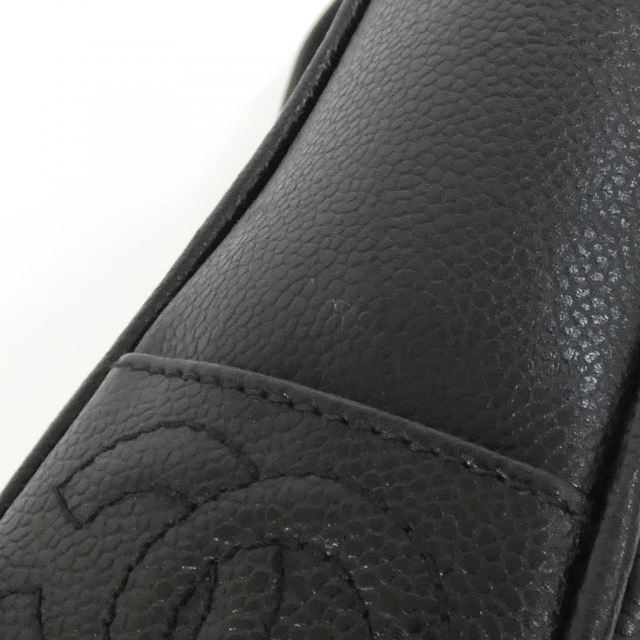 CHANEL Shoulder Caviar Leather 黑色 Caviar Leather 中古品A - 縮圖 5