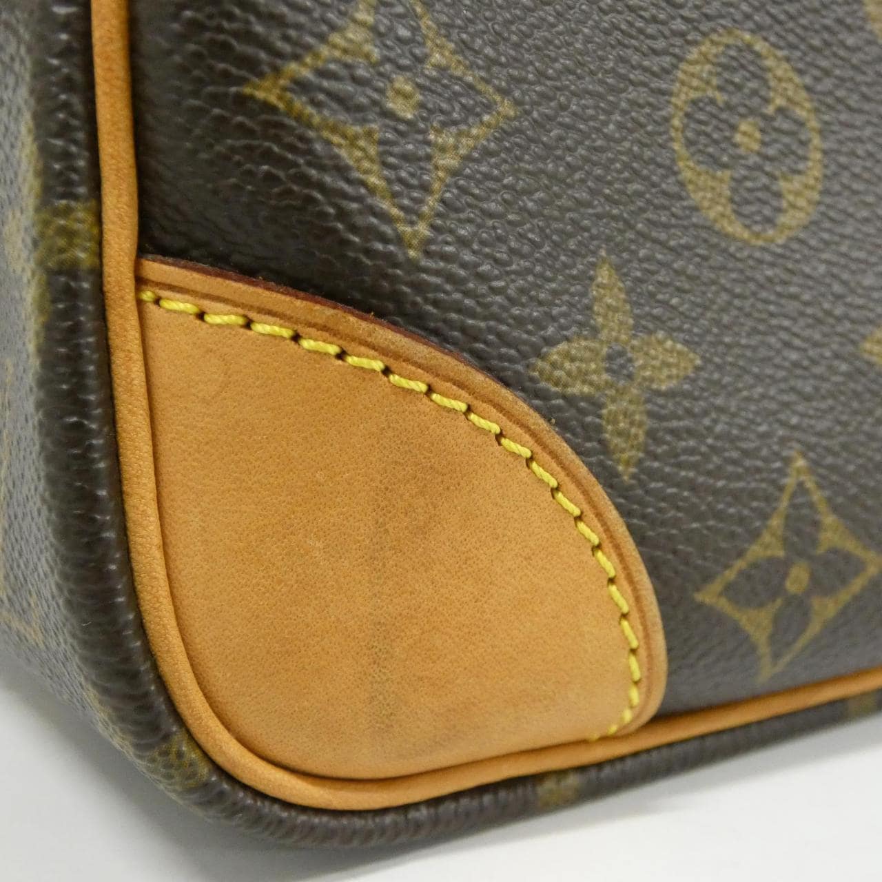 LOUIS VUITTON Nile M45244 Shoulder Bag Monogram Black Monogram Rank A - Thumbnail 6