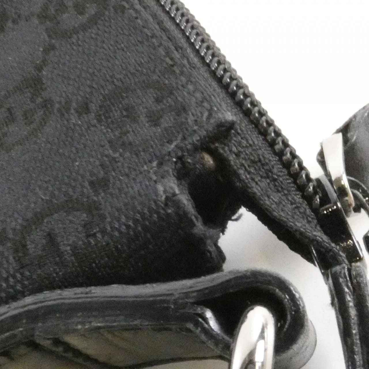 GUCCI 145857 FW99R Shoulder Canvas Black Canvas Rank B - Thumbnail 4