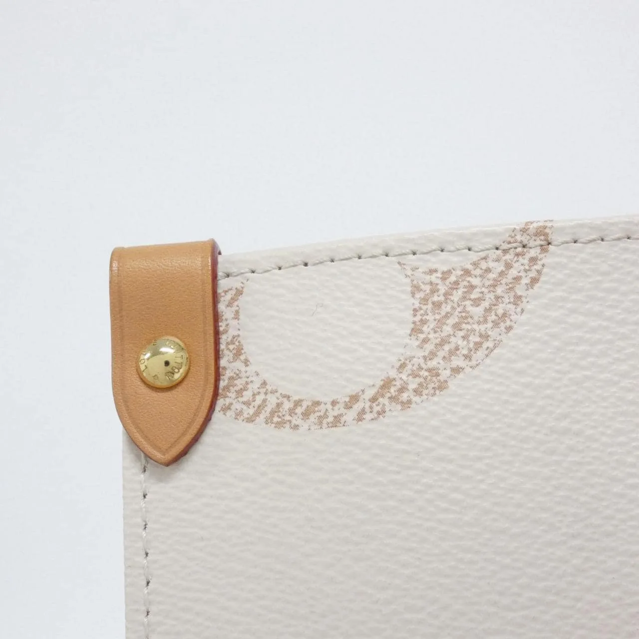 LOUIS VUITTON OnTheGo M46912 Handbag Monogram 黑色 Monogram 中古品A - 縮圖 4