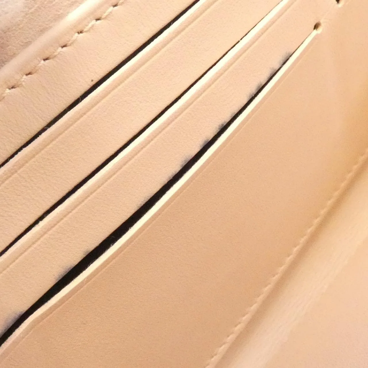 LOUIS VUITTON Mahina M61868 Wallet Black Rank B - Thumbnail 7