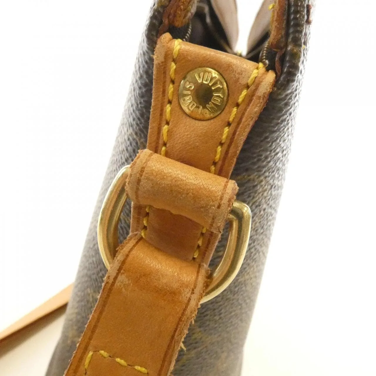 LOUIS VUITTON Drouot M51290 Shoulder Monogram 5