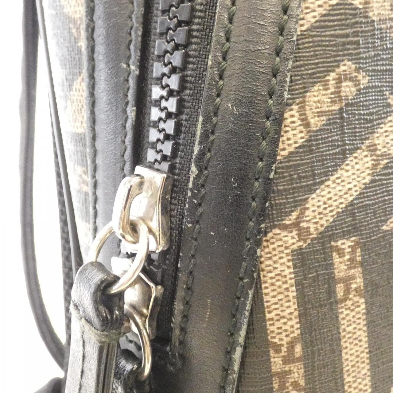 GUCCI 406370 KVW3X Backpack 黑色 中古品B - 縮圖 4