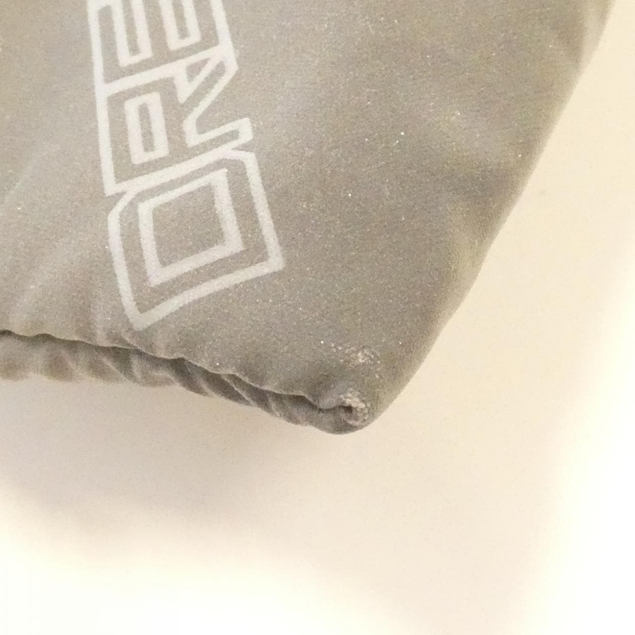 BALENCIAGA 459745 90S15 Pouch Nylon 黑色 尼龍 中古品B - 縮圖 3