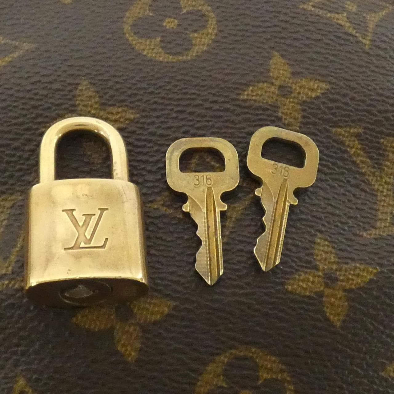 LOUIS VUITTON Keepall M41426 Boston Bag Monogram Black Monogram Rank A - Thumbnail 4