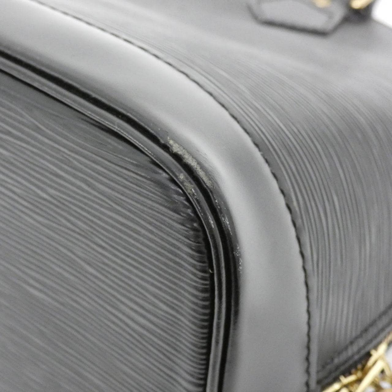 LOUIS VUITTON Alma M52142 Bag Epi Black Epi - Thumbnail 3