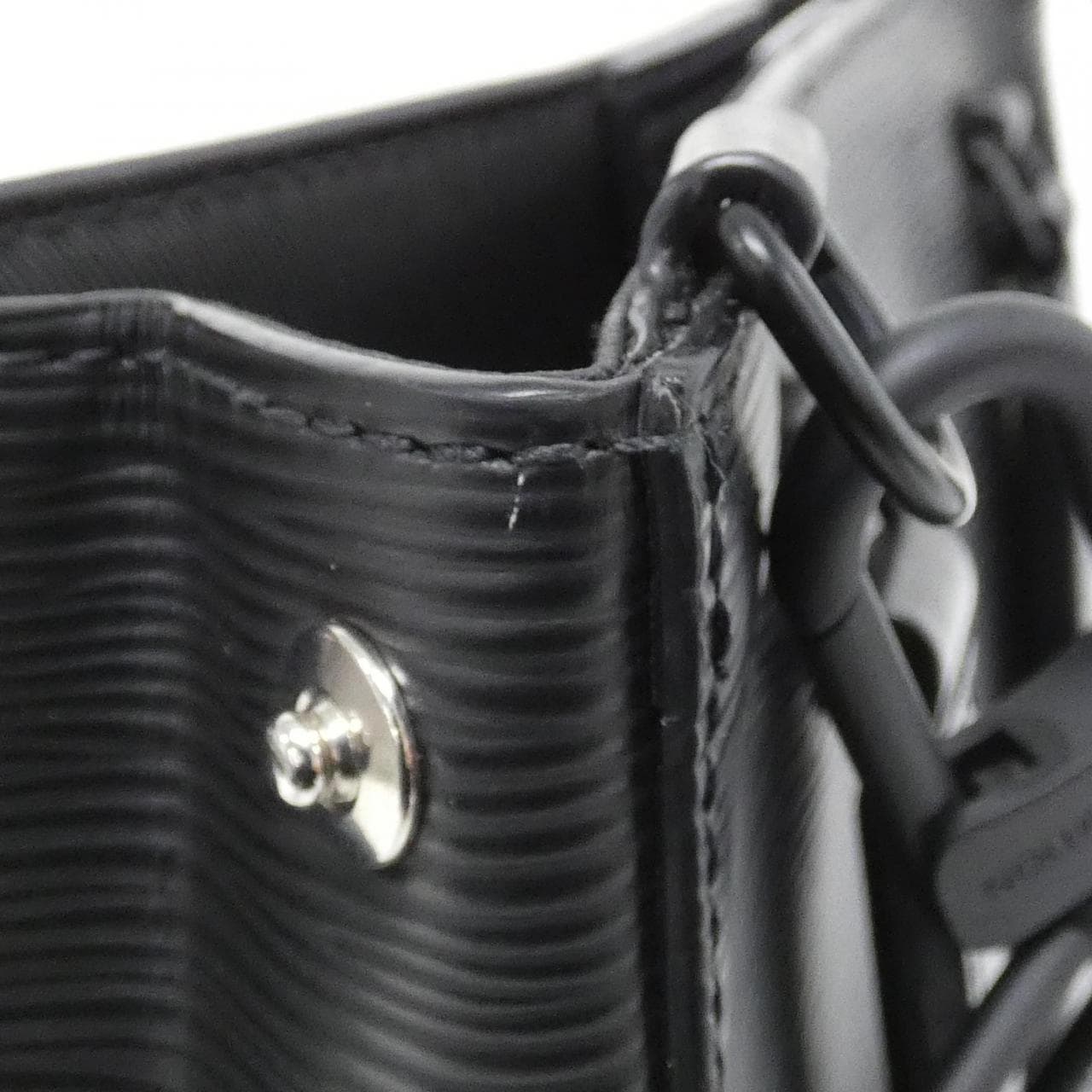 LOUIS VUITTON M58497 Bag Epi 黑色 Epi 中古品A - 縮圖 5