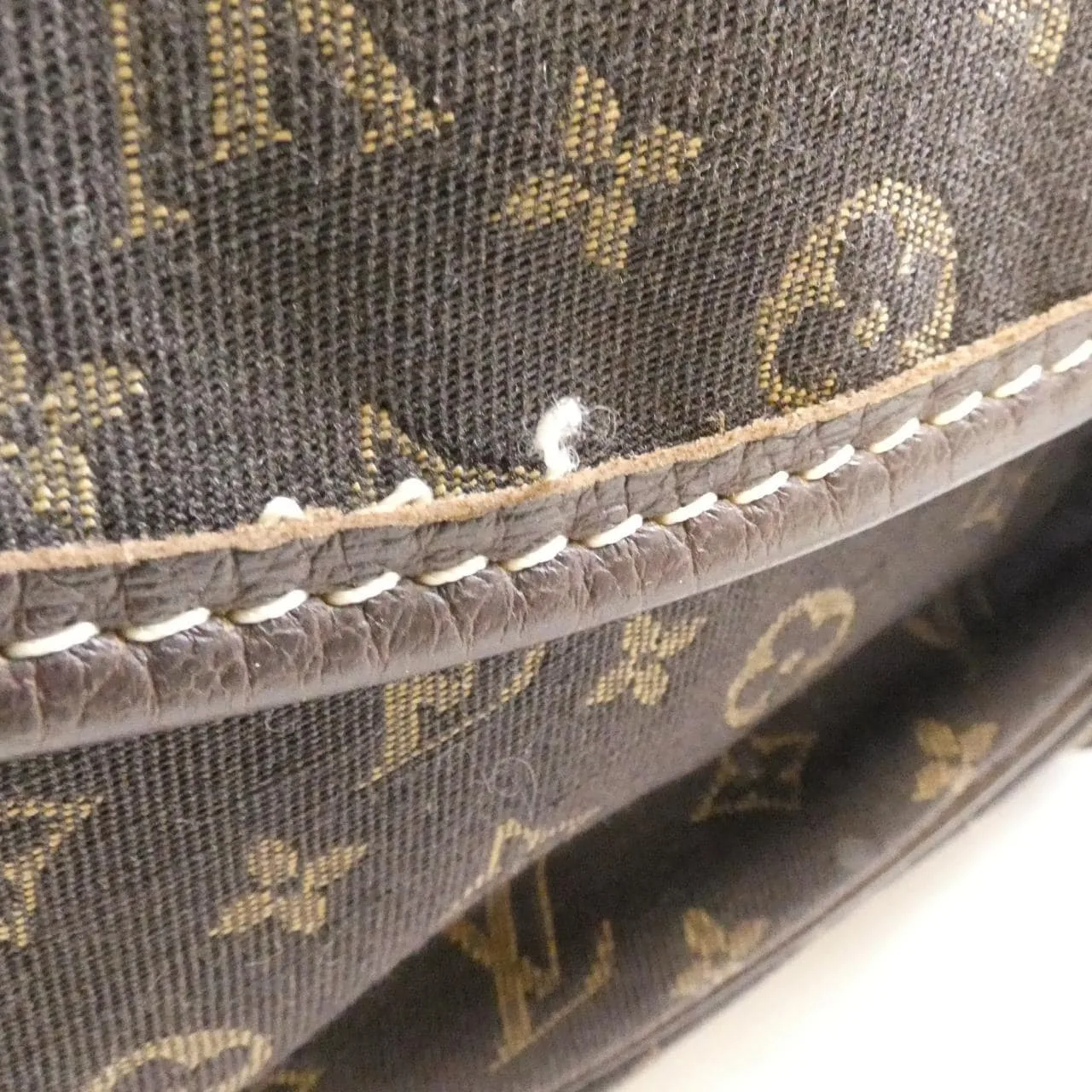 LOUIS VUITTON Saumur M95227 Shoulder Monogram Black Monogram Rank A - Thumbnail 4