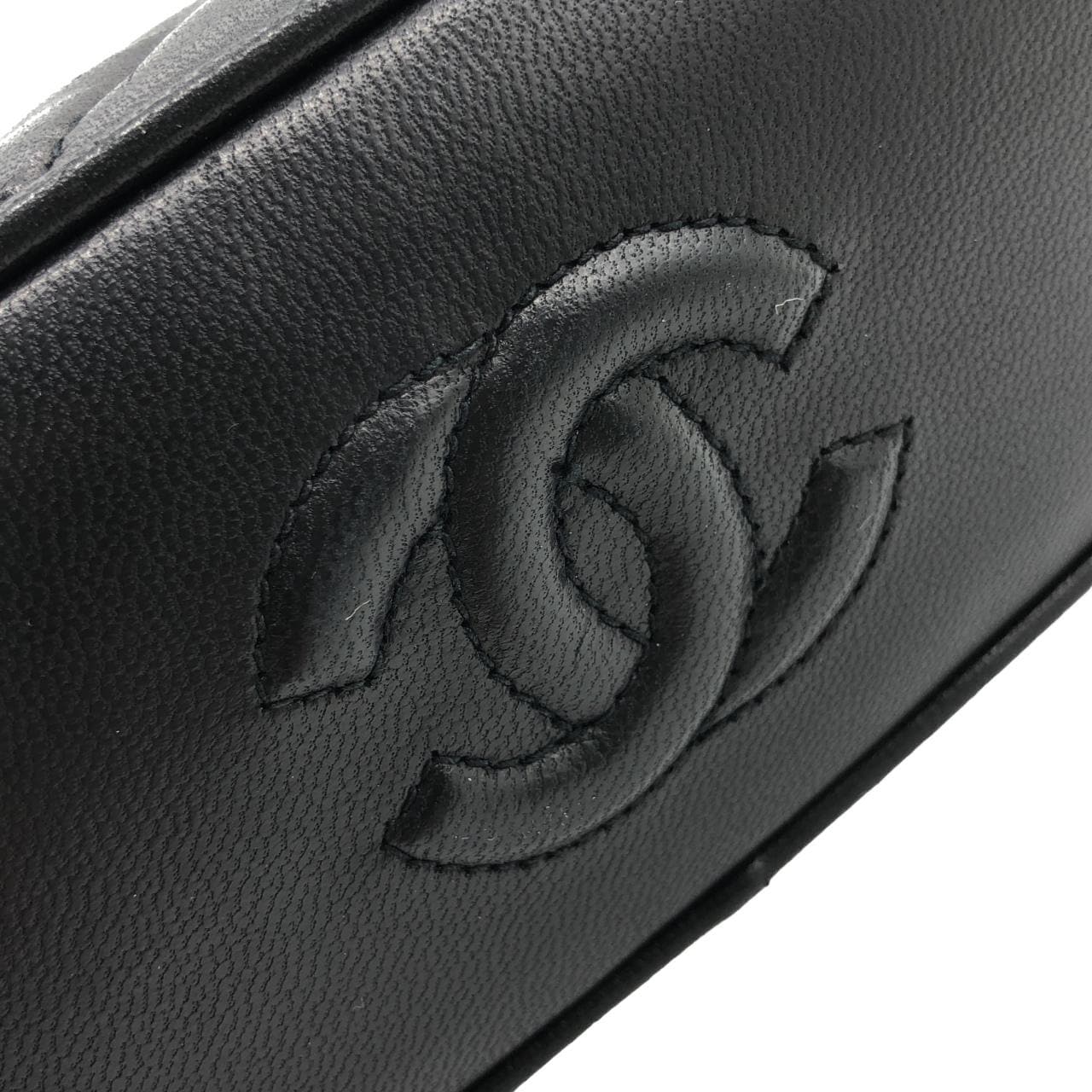 CHANEL Bag Lambskin Black Lambskin - Thumbnail 2