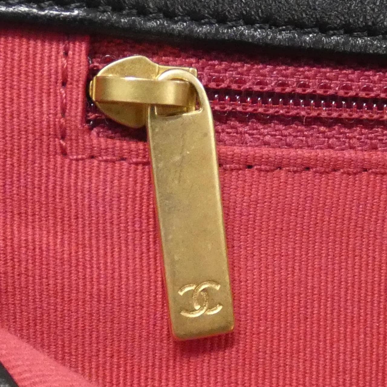 CHANEL Chanel 19 AS1160 Shoulder Bag Lambskin 黑色 羊皮 中古品A - 縮圖 9