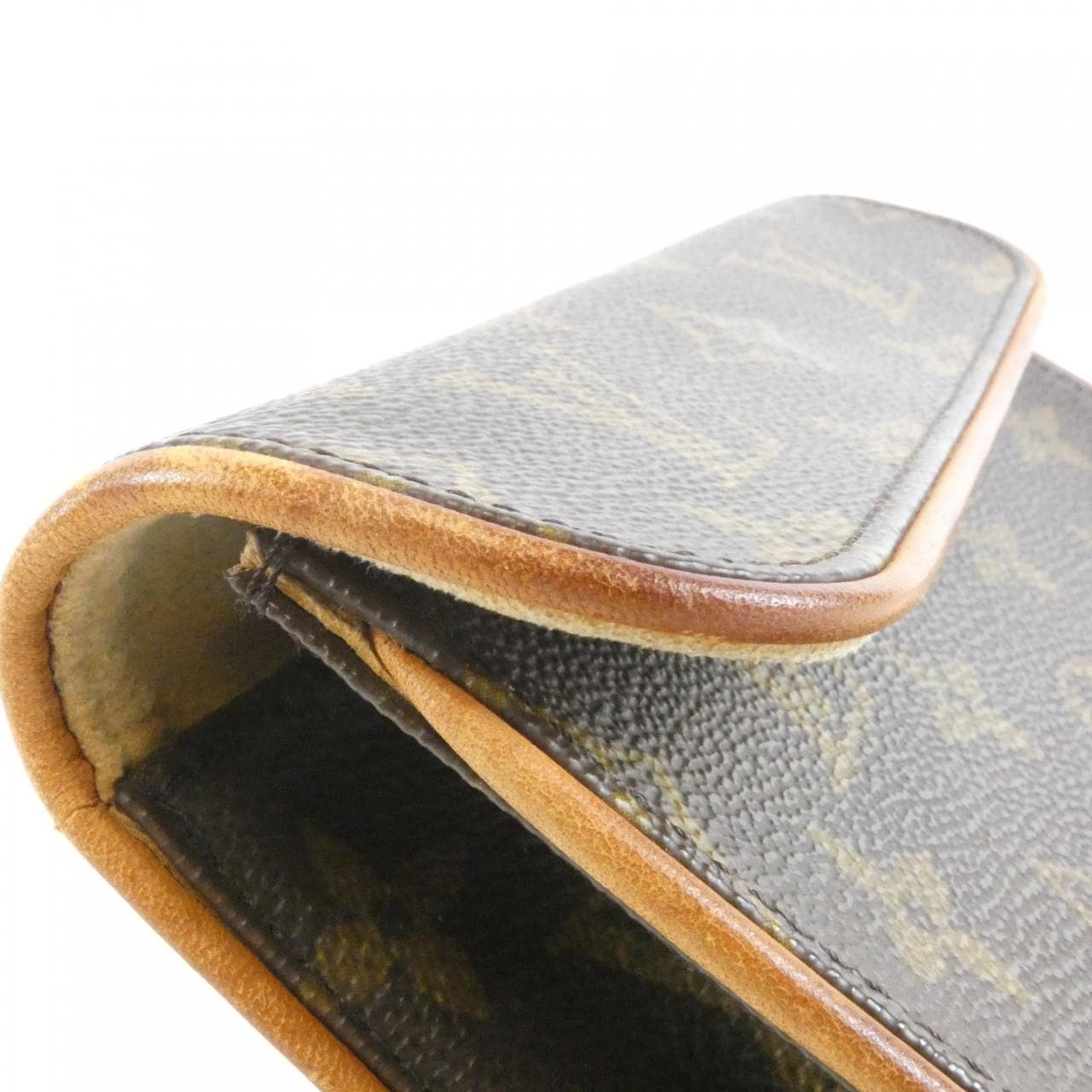 LOUIS VUITTON Pochette M51855+M67303 Belt Monogram 4