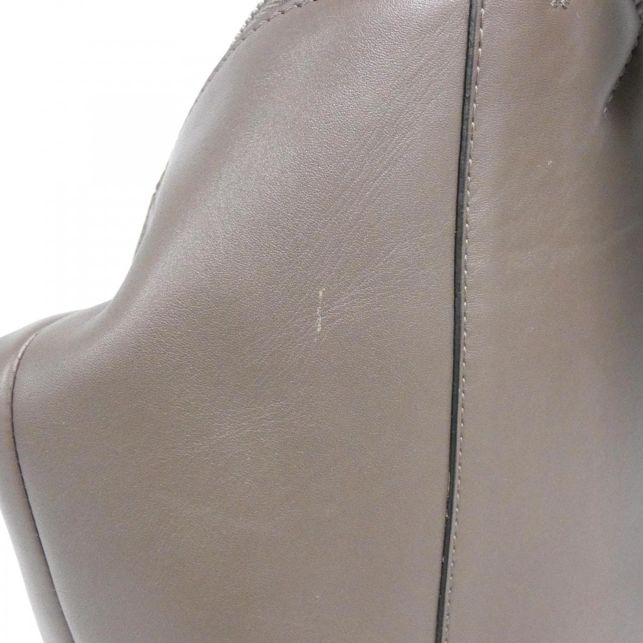 LOEWE 316 30 553 Backpack Taupe 中古品A - 縮圖 4