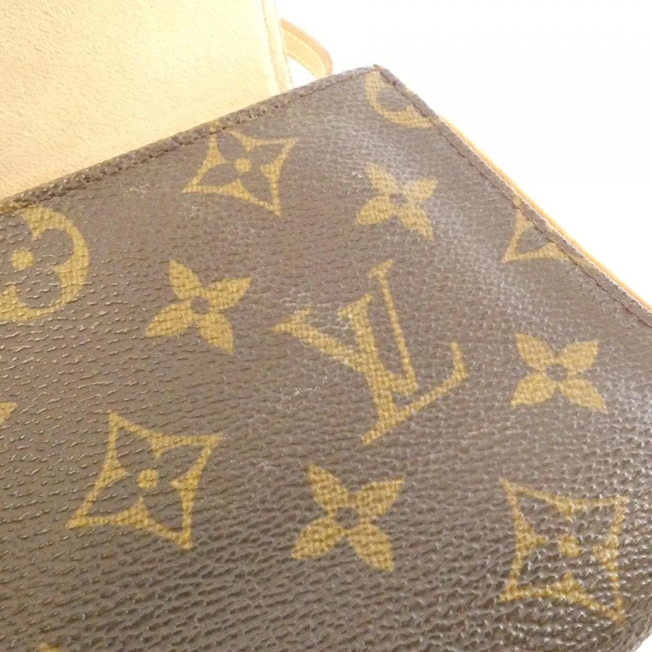 LOUIS VUITTON Pochette M51852 Shoulder Monogram
