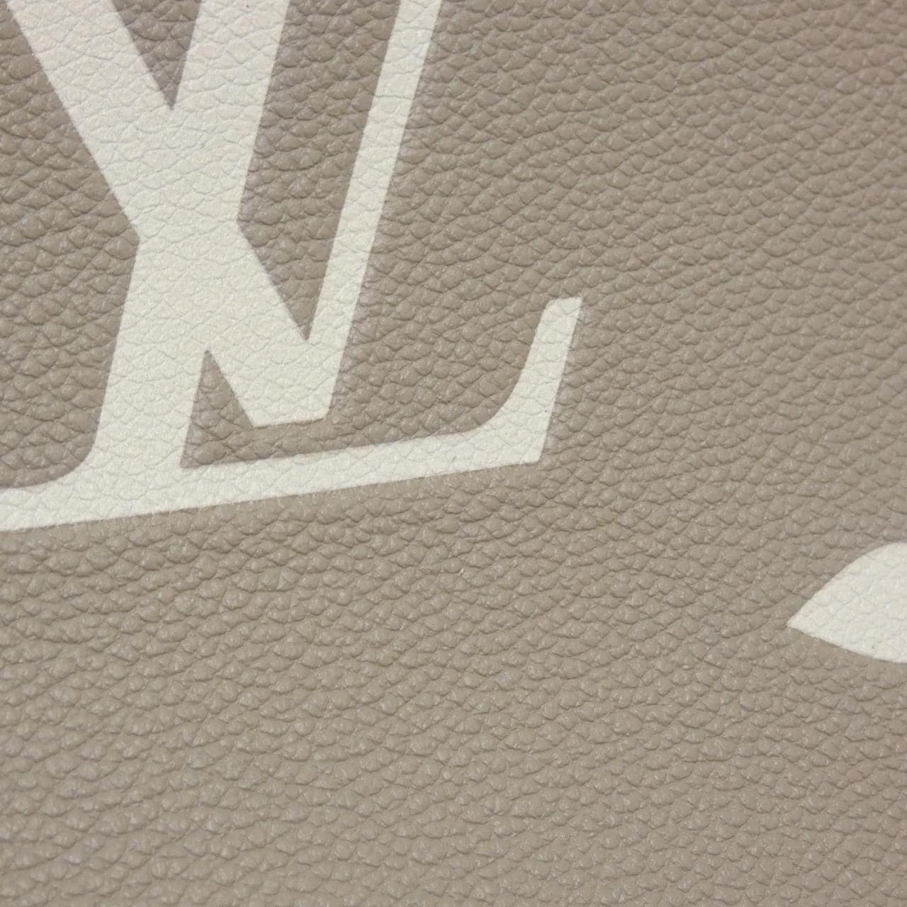 LOUIS VUITTON OnTheGo M45494 Bag Monogram Black Monogram - Thumbnail 3