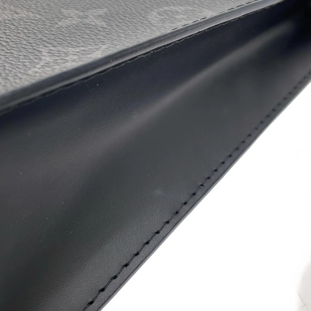 LOUIS VUITTON Pochette M61692 Handbag Monogram 黑色 Monogram 中古品A - 縮圖 6