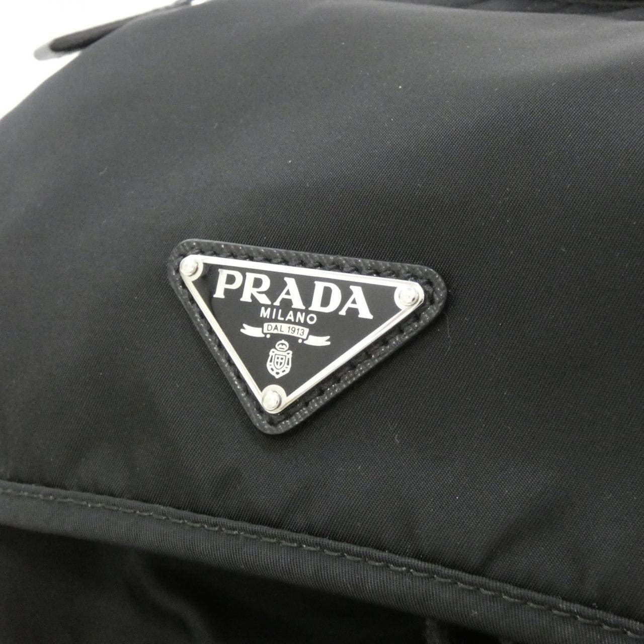 PRADA 2VZ135 背包 5