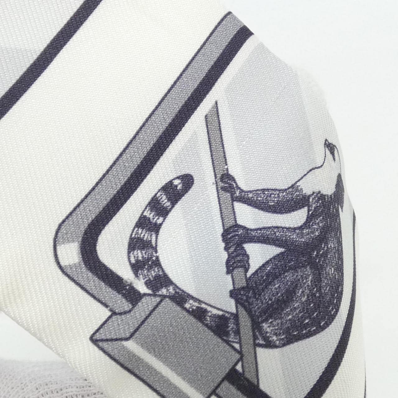 HERMES 063875S Scarf 5