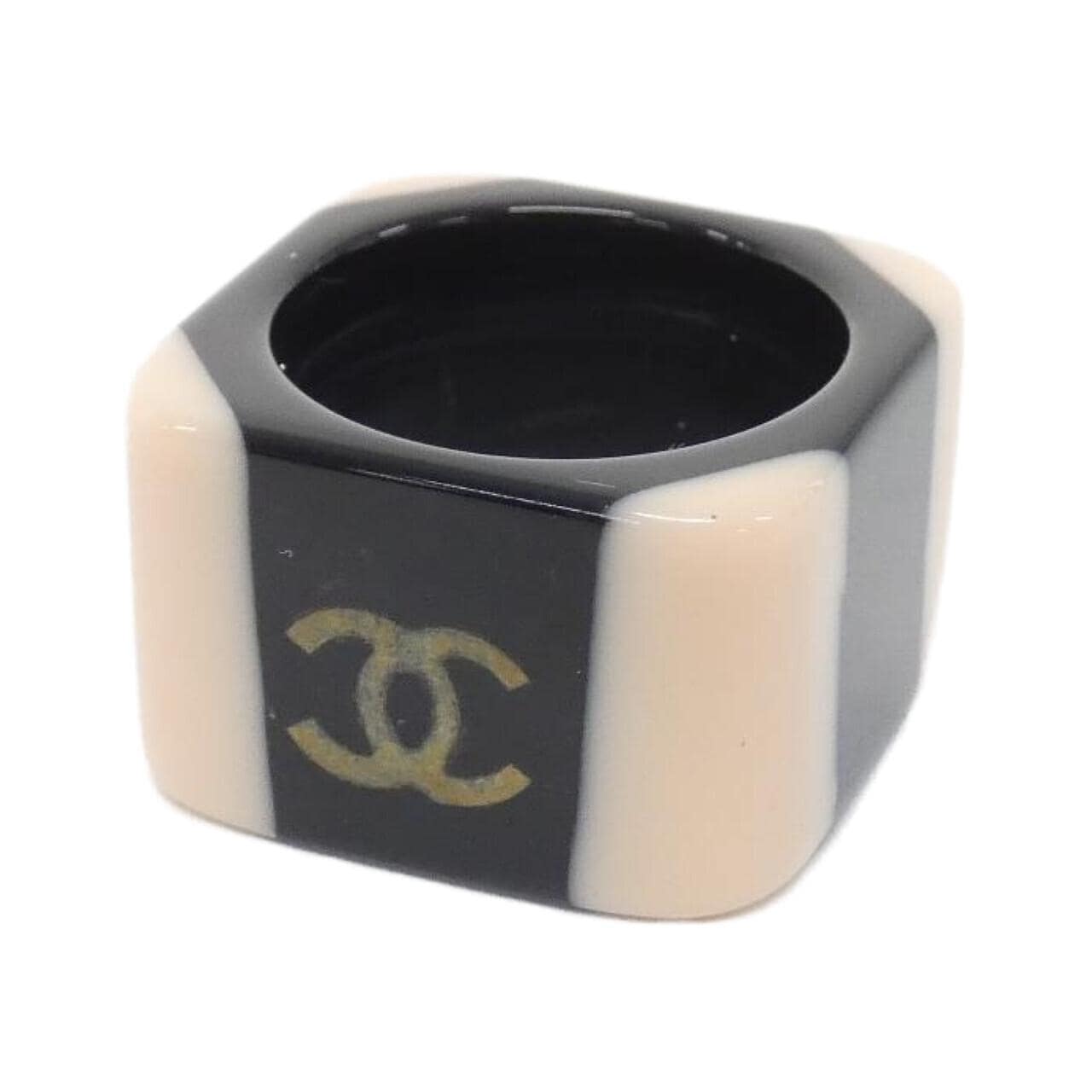 CHANEL Accessories