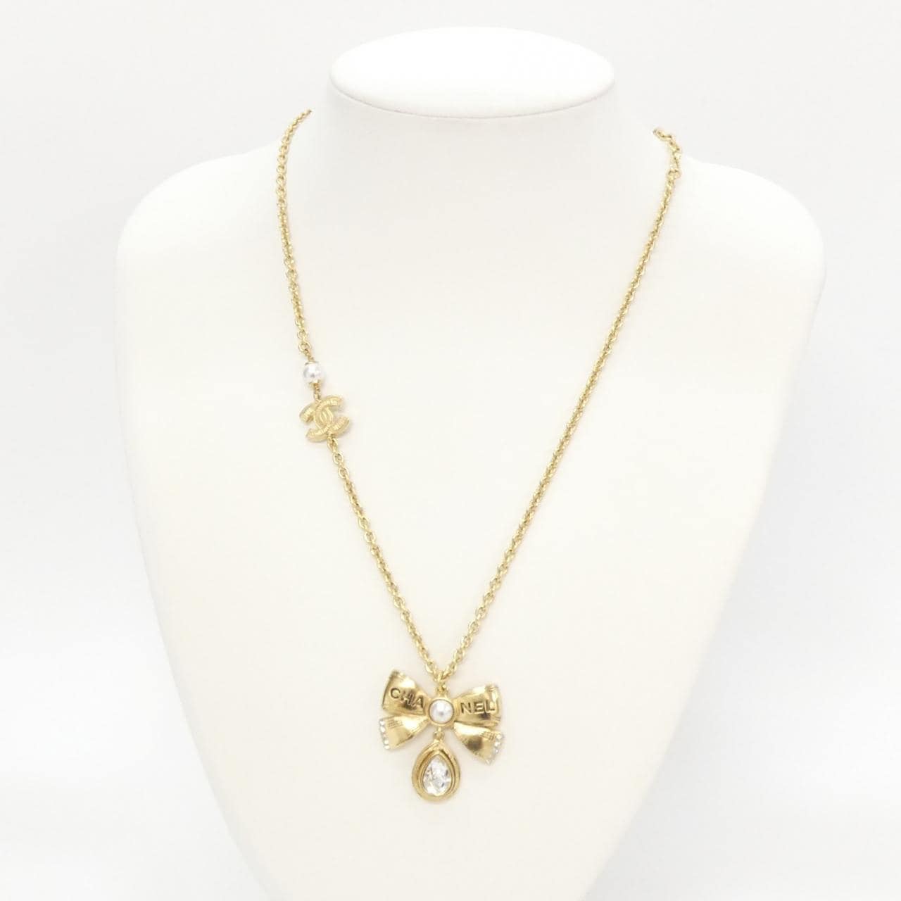 CHANEL Accessories 6