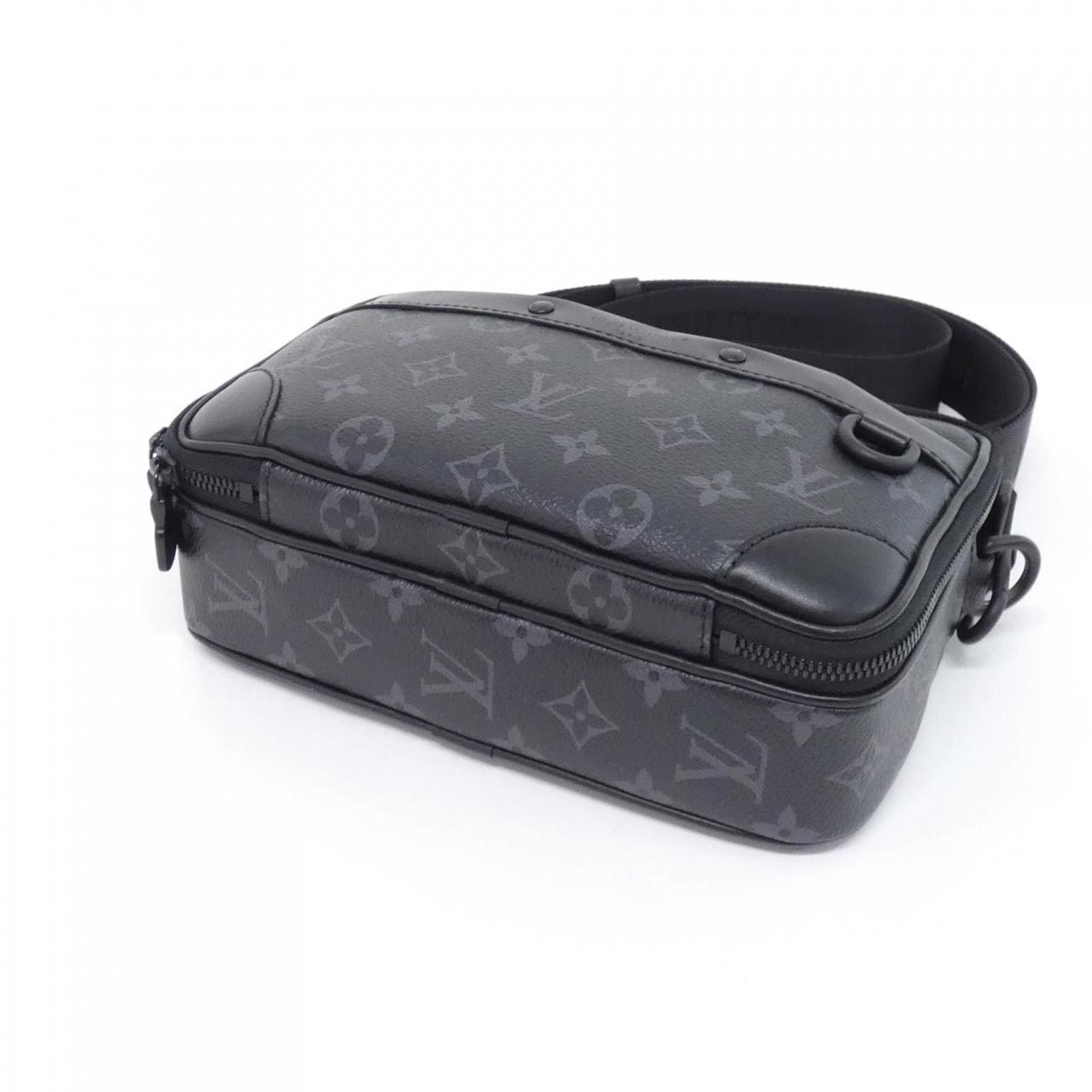 LOUIS VUITTON Eclipse M46955 肩背包 Monogram 3