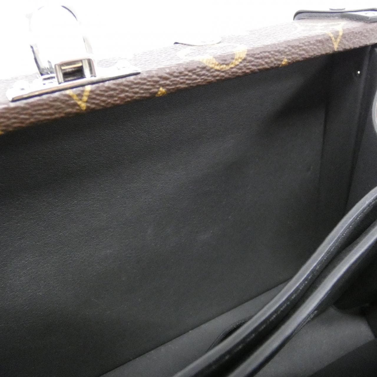 LOUIS VUITTON M20250 Bag Monogram 黑色 Monogram 中古品A - 縮圖 5